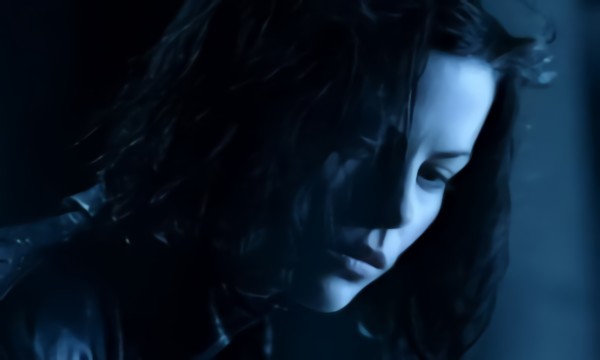 Evanescence - Bring me to life
: Underworld
: Keeper
: 4.3