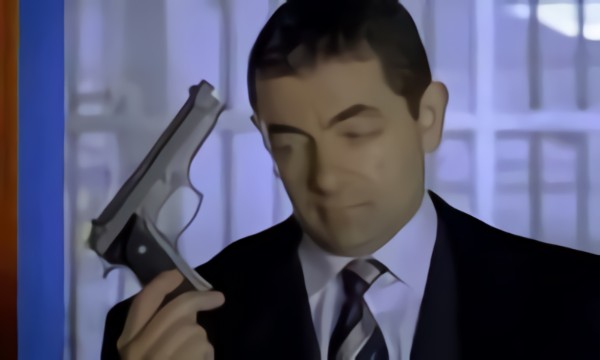  - 
: Johnny English
: aguares
: 4.5